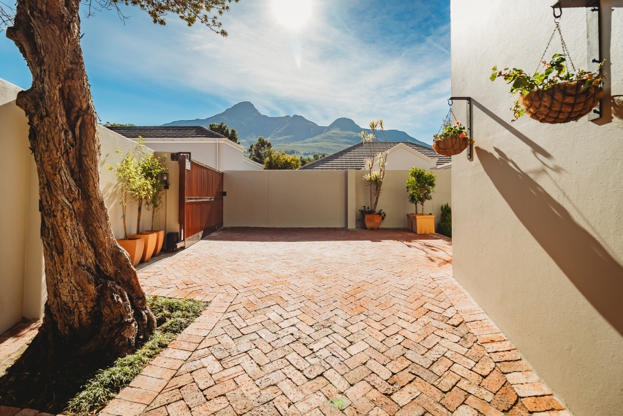 3 Bedroom Property for Sale in Fernridge Western Cape